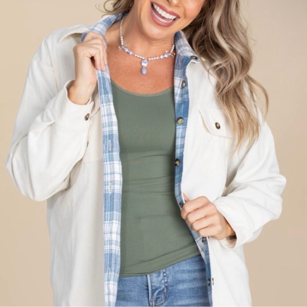 Mello Corduroy Reversible Shacket Size Large